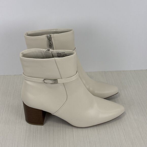 NWT Liz Claiborne Women Cream Tudor Stacked Heel Booties Sz 9 W New $100 Msrp. - Picture 6 of 8